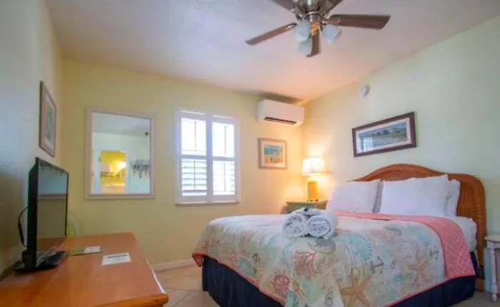 Coconut Grove - Entire For Your Group!