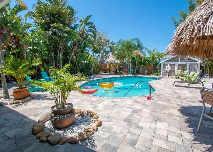 Coconut Grove - Entire For Your Group!